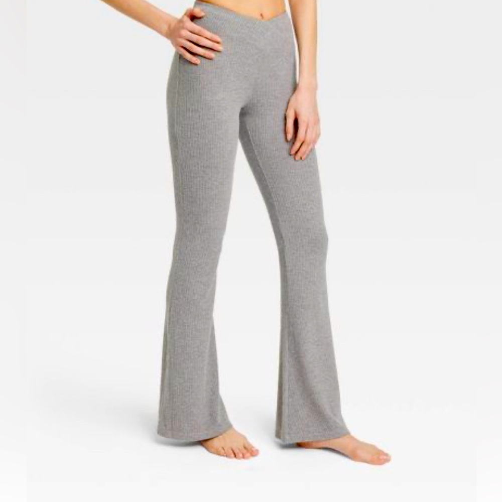 Women's Cozy Ribbed Crossover Waistband Flare Legging Pants - Colsie™